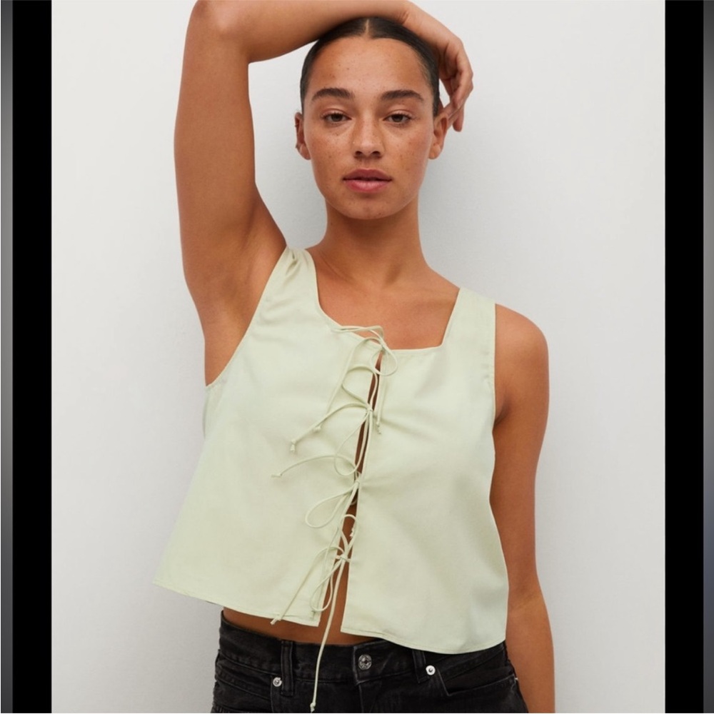 Lace-Up Sleeveless Crop Top - Light Blue